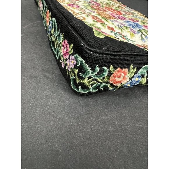 Vtg Tapestry Petit Point Handbag Embroidered Kiss Clasp Ornate Gold Frame Chain - Picture 9 of 12